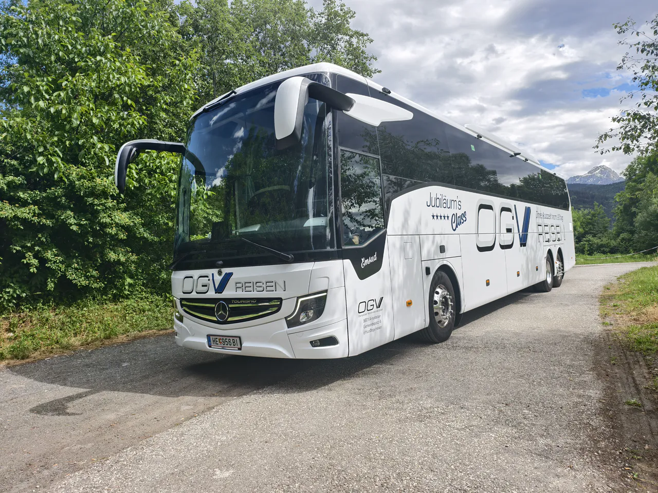 Mercedes Tourismo